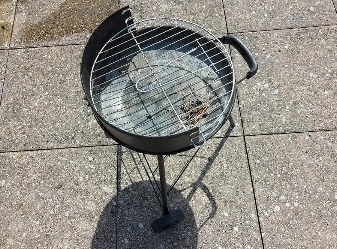 Soleil Catalan Ok Chéques Rdc Terrasse Privative 150m 4pers Wifi Parking * Saint-Cyprien (Pyrenees-Orientales)